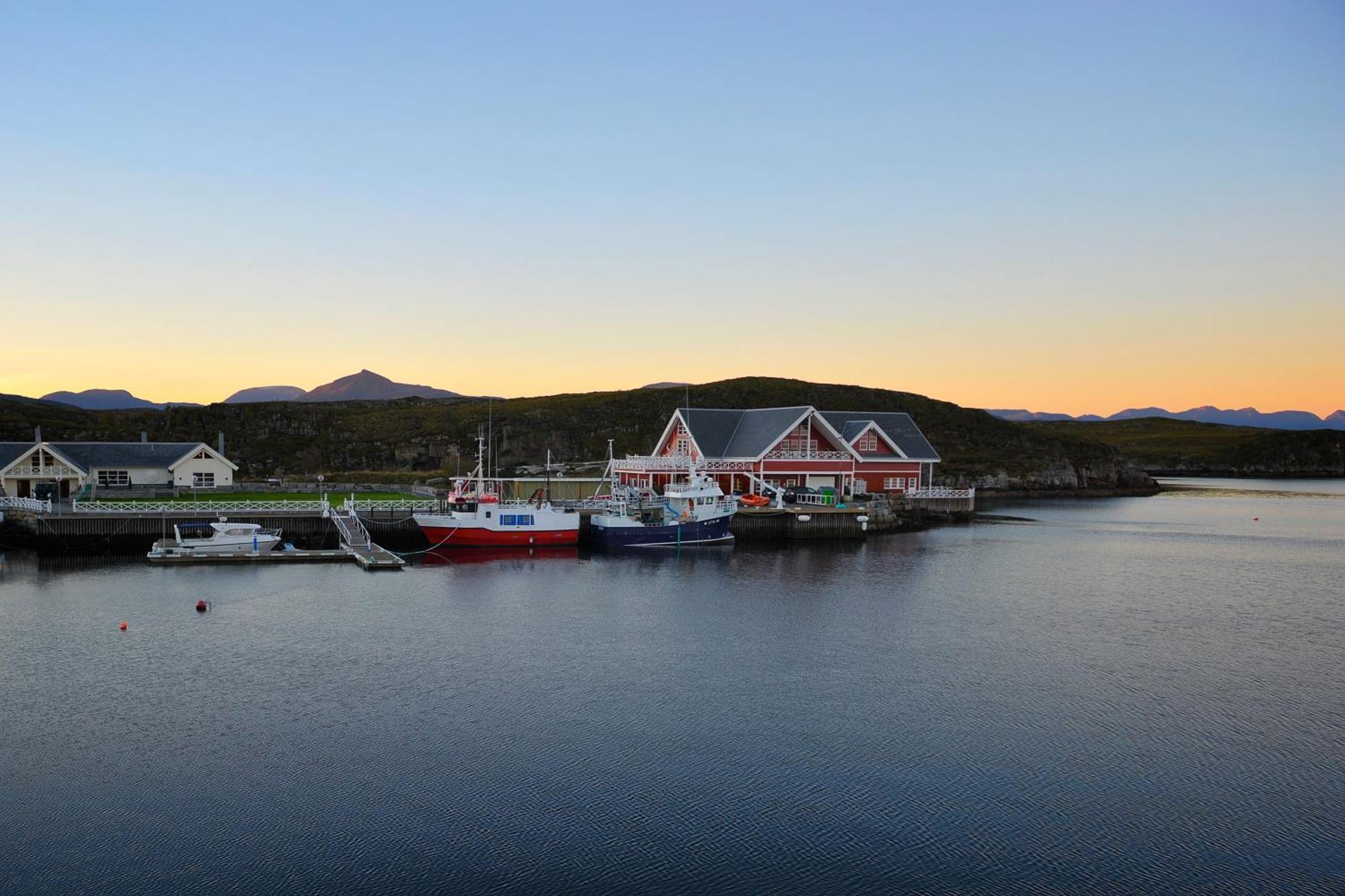 Ferienwohnung Atlantic Road Seaside Housing Litlrossoya Exterior foto