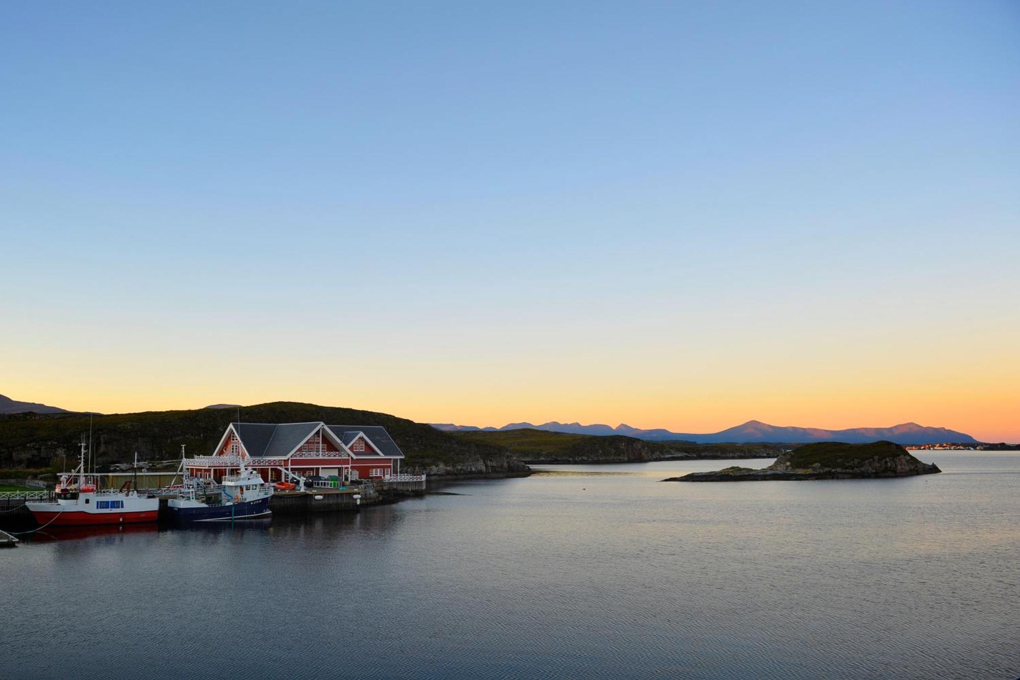 Ferienwohnung Atlantic Road Seaside Housing Litlrossoya Exterior foto